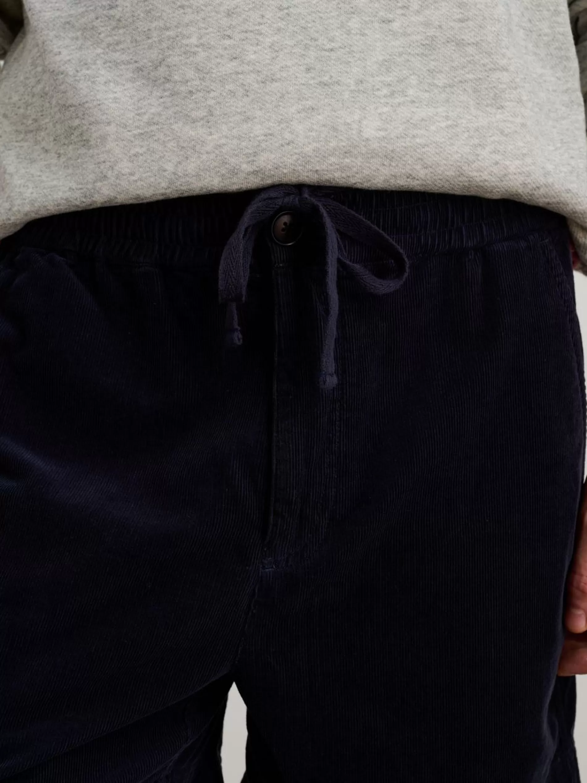 Alex Mill Pull On Short In Fine Wale Corduroy Dark Navy Discount